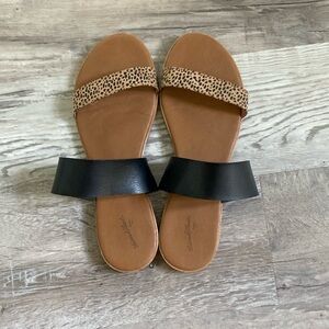 Universal Thread cheetah print sandals